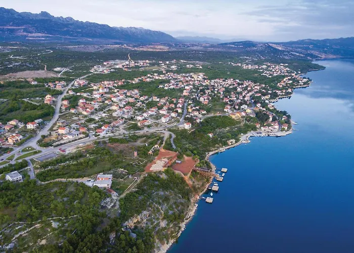 2 Bedroom Cozy In Апартаменты Масленица