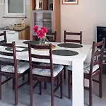 2 Bedroom Awesome In Daire Maslenica